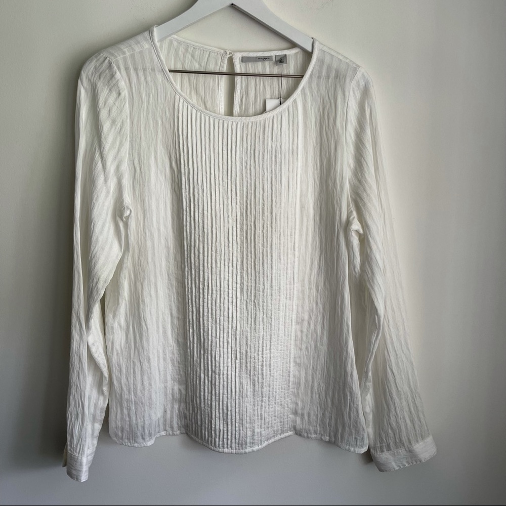 Halogen white long sleeve blouse size M
